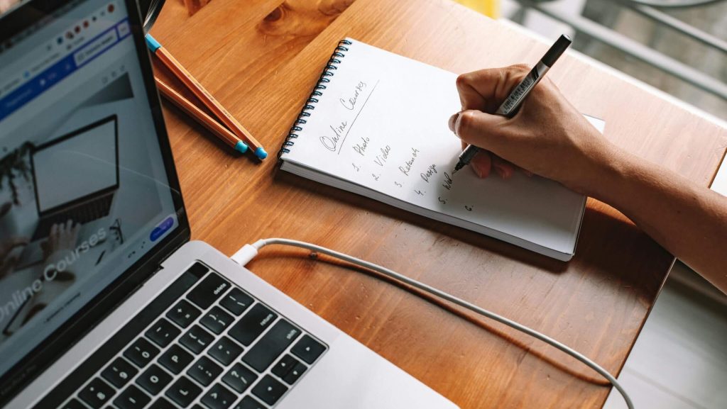 Thinkific Pricing: A Complete Cost Breakdown for 2024